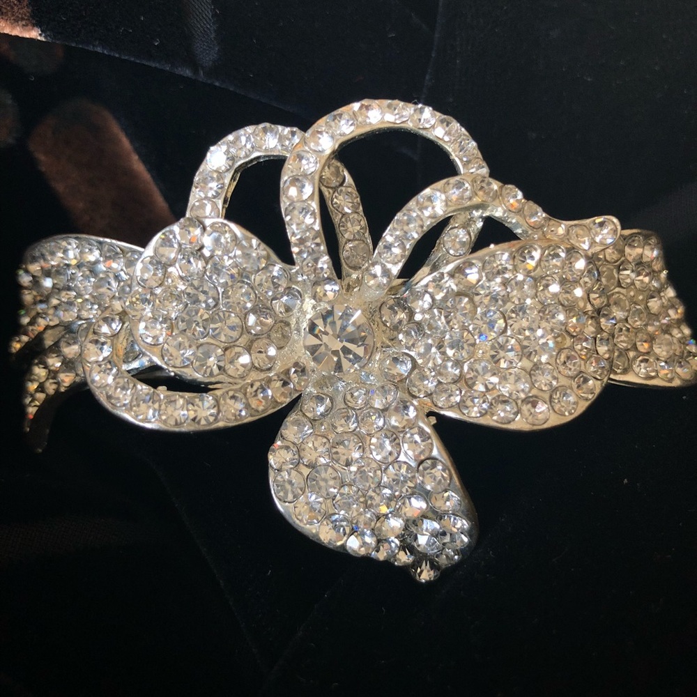 Jeweled Barrett - Picture 4 of 4
